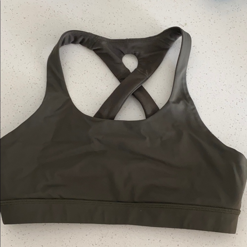 Lululemon sports bra
